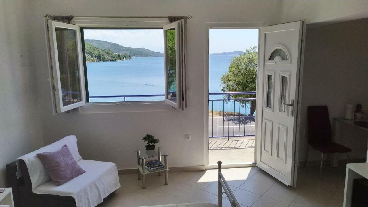 Studio Apartment Luce Marina Exterior foto
